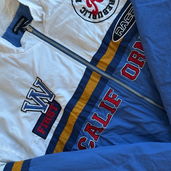 PrettyLittleThing Blue Oversized Slogan Zipped Racer Bomber Jacket - Picture 4 of 6